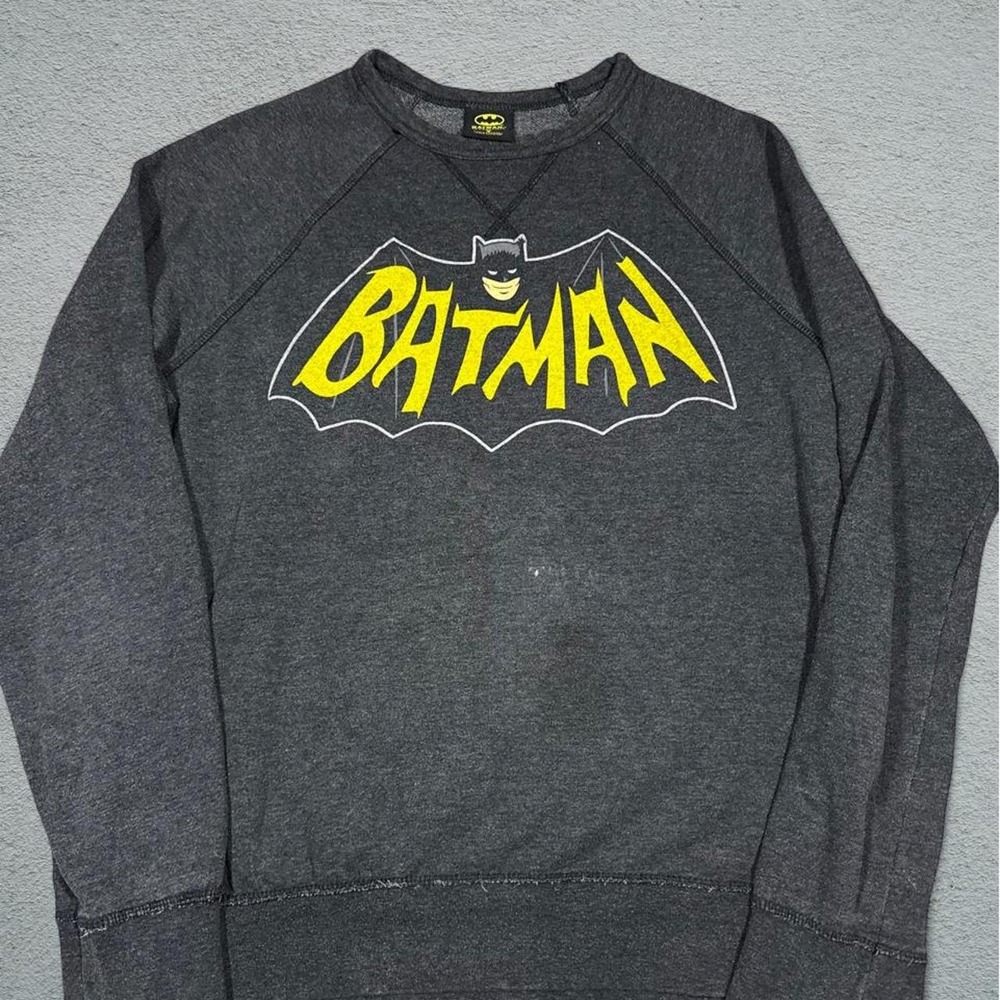 DC Comics Batman Crewneck Sweatshirt Mens Small Grey Yellow Logo Pullover